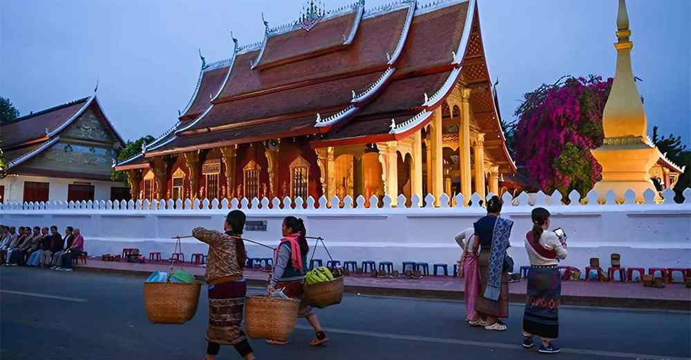 Morning alms ceremony in Luang Prabang, Laos